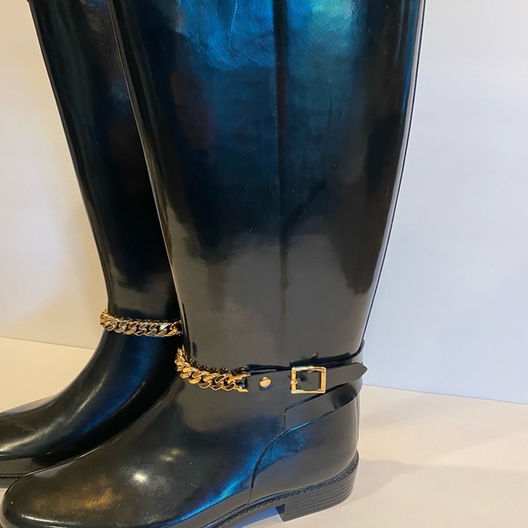 Burberry Rain Boots - Picture 2 of 7